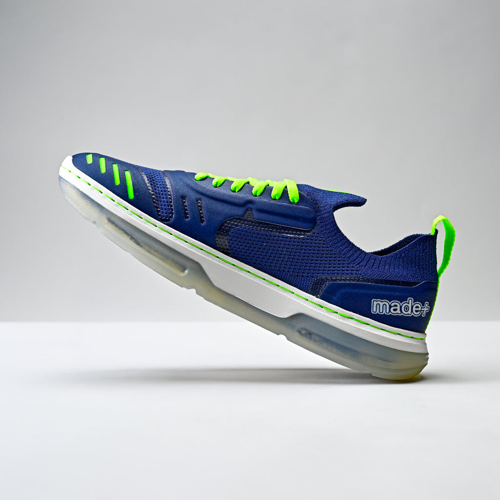 Bangr Navy Glow